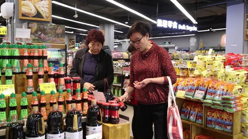 五一消费热潮涌动安源 政府发券、商场让利、餐厅排队成为亮点